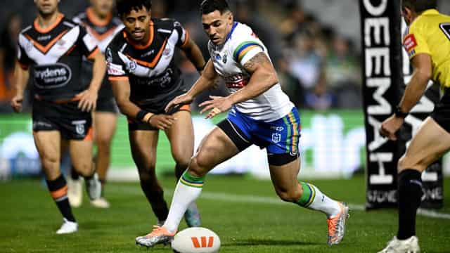 Controversial penalty helps Raiders tame raging Tigers