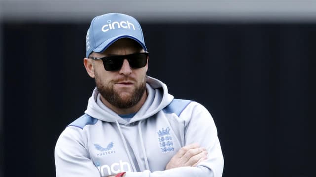 Australia won't go into defence-mode bowling in Ashes