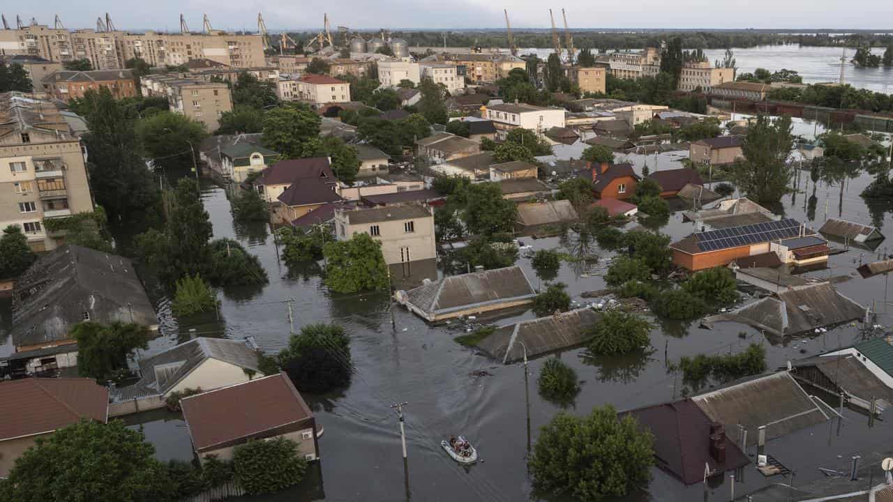 Five dead after Ukraine dam disaster: officials