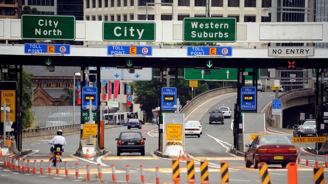 Review looks to simplify Sydney toll road patchwork