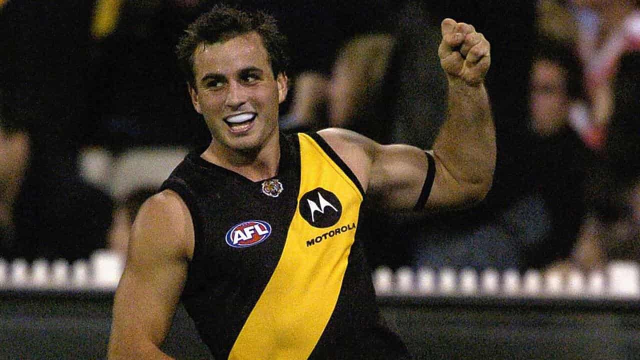 Former AFL stars may merge concussion damage lawsuits