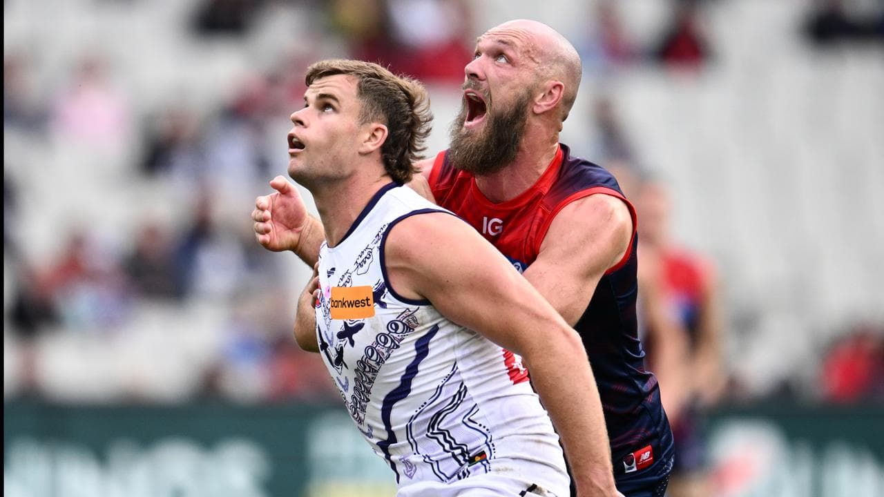 'Insular' Dockers buoyed by Sean Darcy return