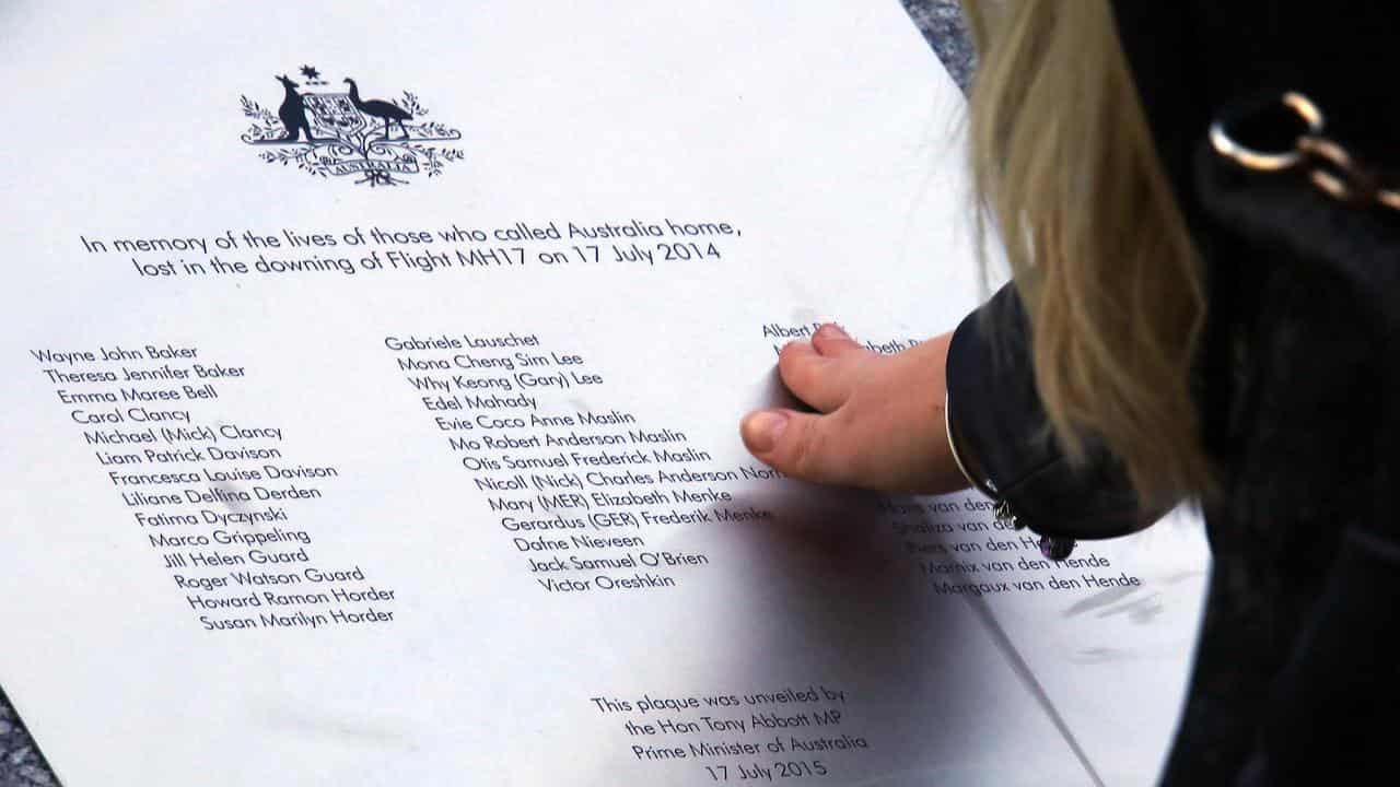 Australian government sanctions three MH17 culprits