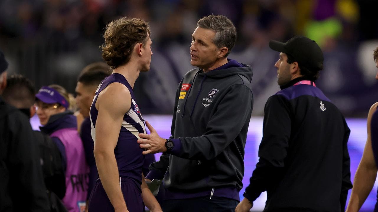 Dockers coach Longmuir laughs off 'too calm' criticism