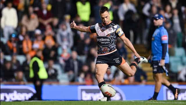 Sea Eagles swoop to sign Brooks on four-year NRL deal