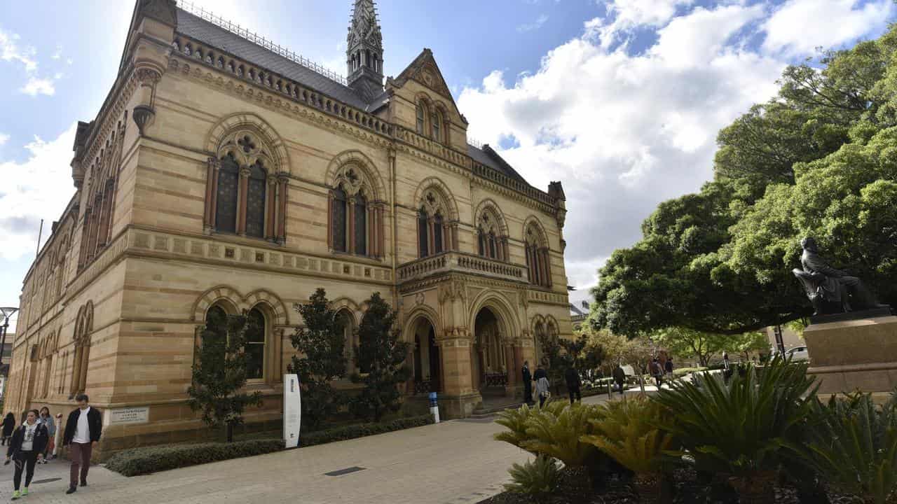 Two South Australian universities to tie the knot