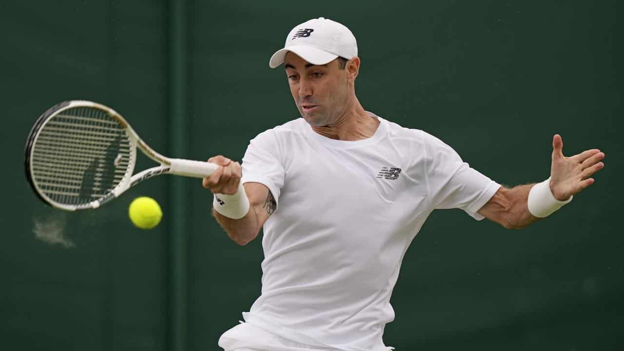 Thompson sets up a dream Wimbledon date with Djokovic