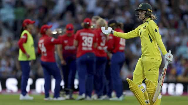 England beat Australia, keep women's Ashes alive