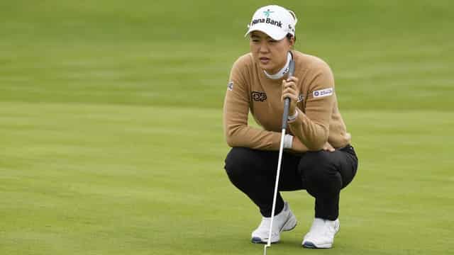 Minjee Lee four off leaders in US Open title defence