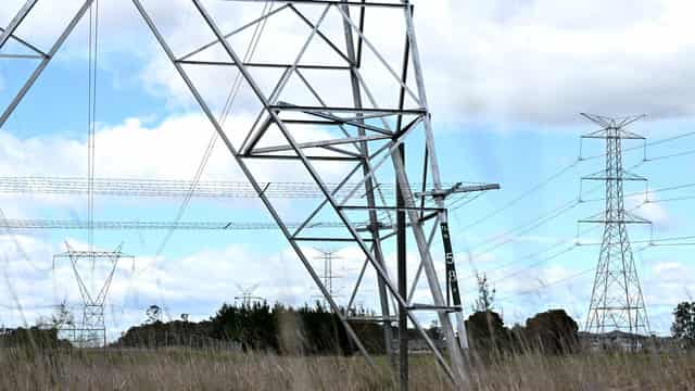 'Shameful' powerline access guide changed