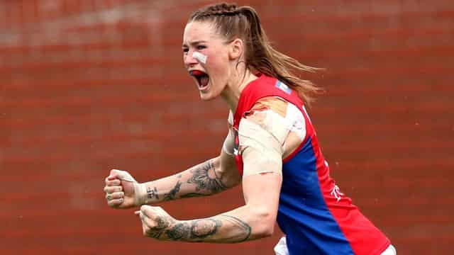 AFLW star Harris headlines all-female fight night