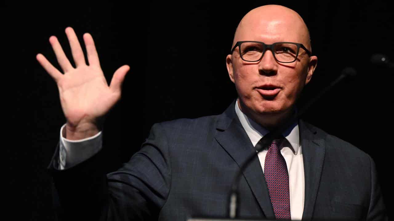 Fadden voters are not looking at the past, says Dutton