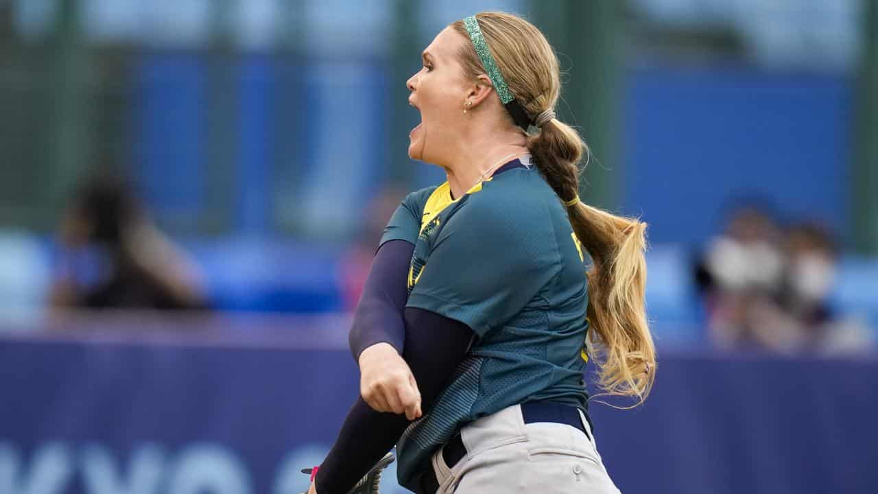 Aussies rally to earn softball World Cup finals spot