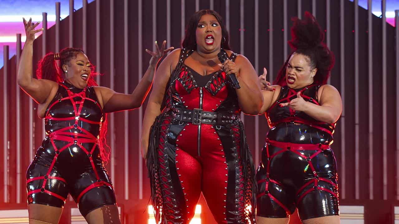 Lizzo brings love to Melbourne, saying it like a local