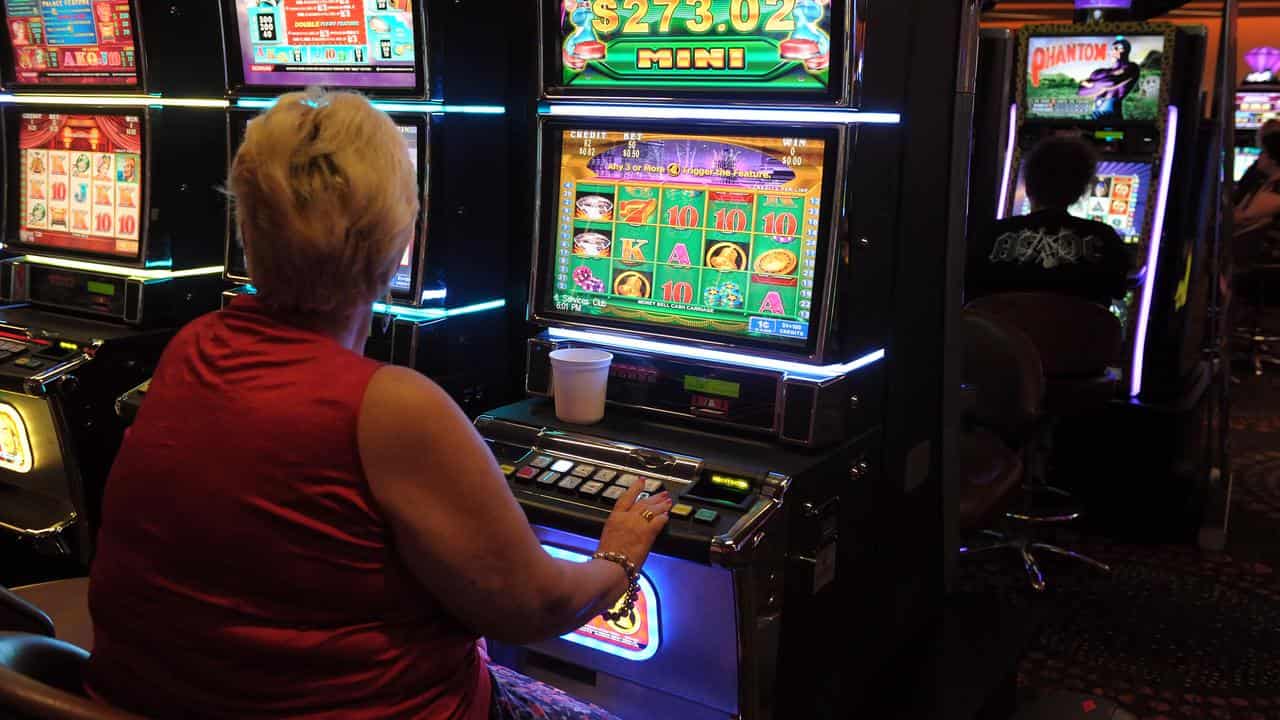 'One-step' approach to gambling addiction isn't helping