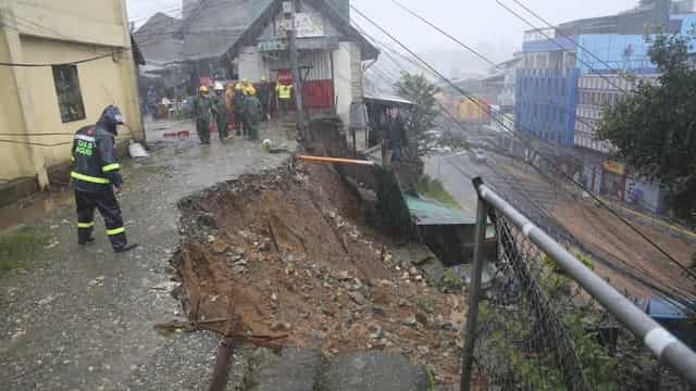 Coastal cities shut as China braces for Typhoon Doksuri