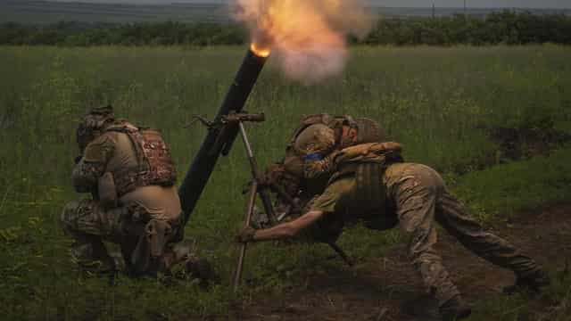 Ukrainian forces 'recapture' strategic village