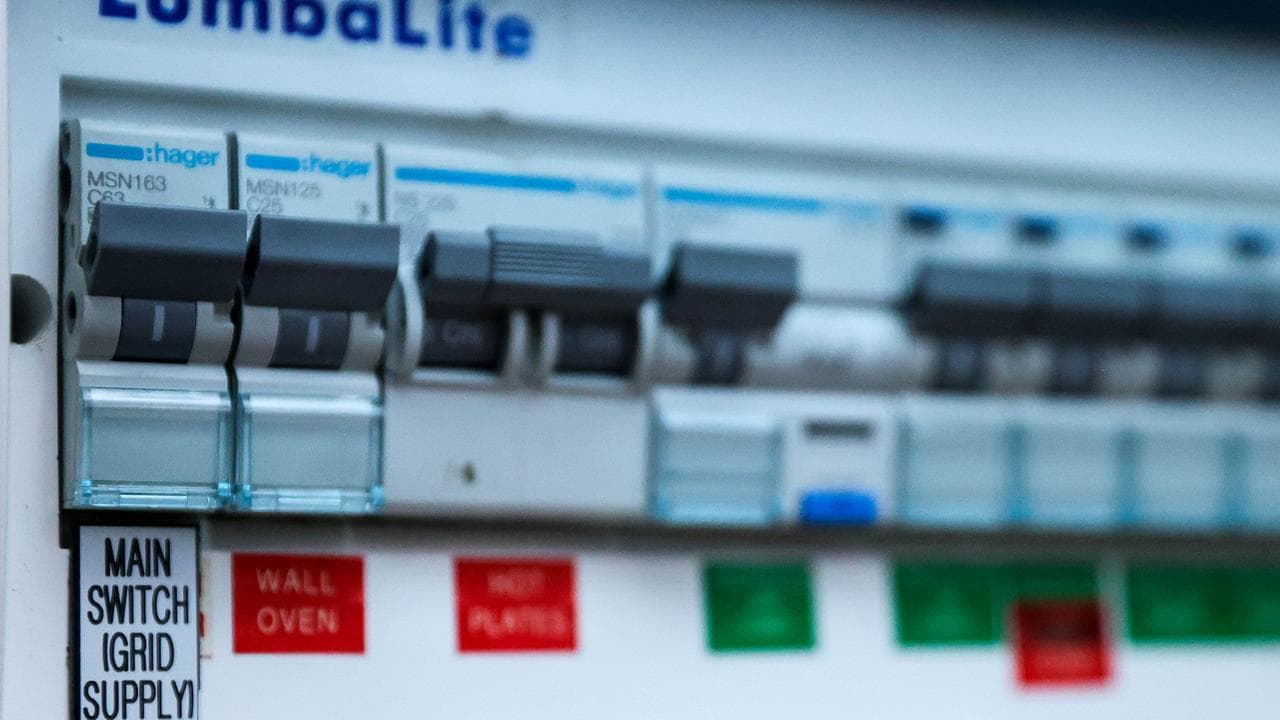 Cooking with gas no more as Victoria heads for net zero