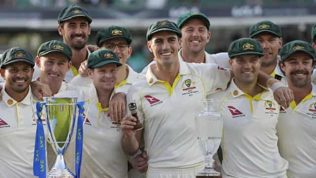 Australia's bid for Ashes series win falls in a heap