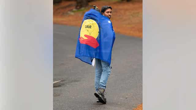 Tamil asylum seeker walks 1000km in search of 'fair go'