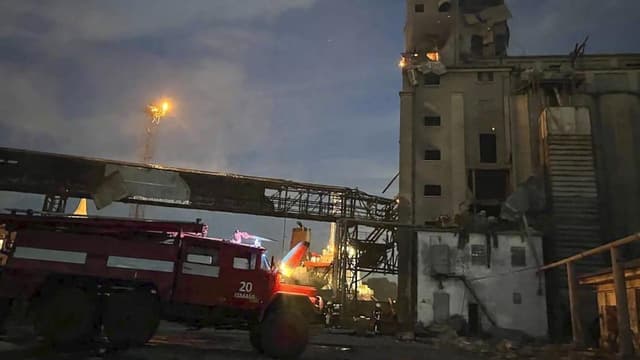 Russia strike on Ukraine port sends grain prices higher