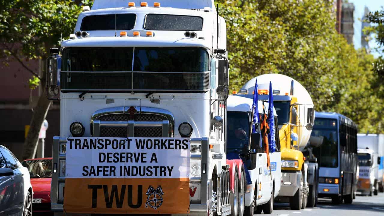 Truckies hit the road to demand transport reforms