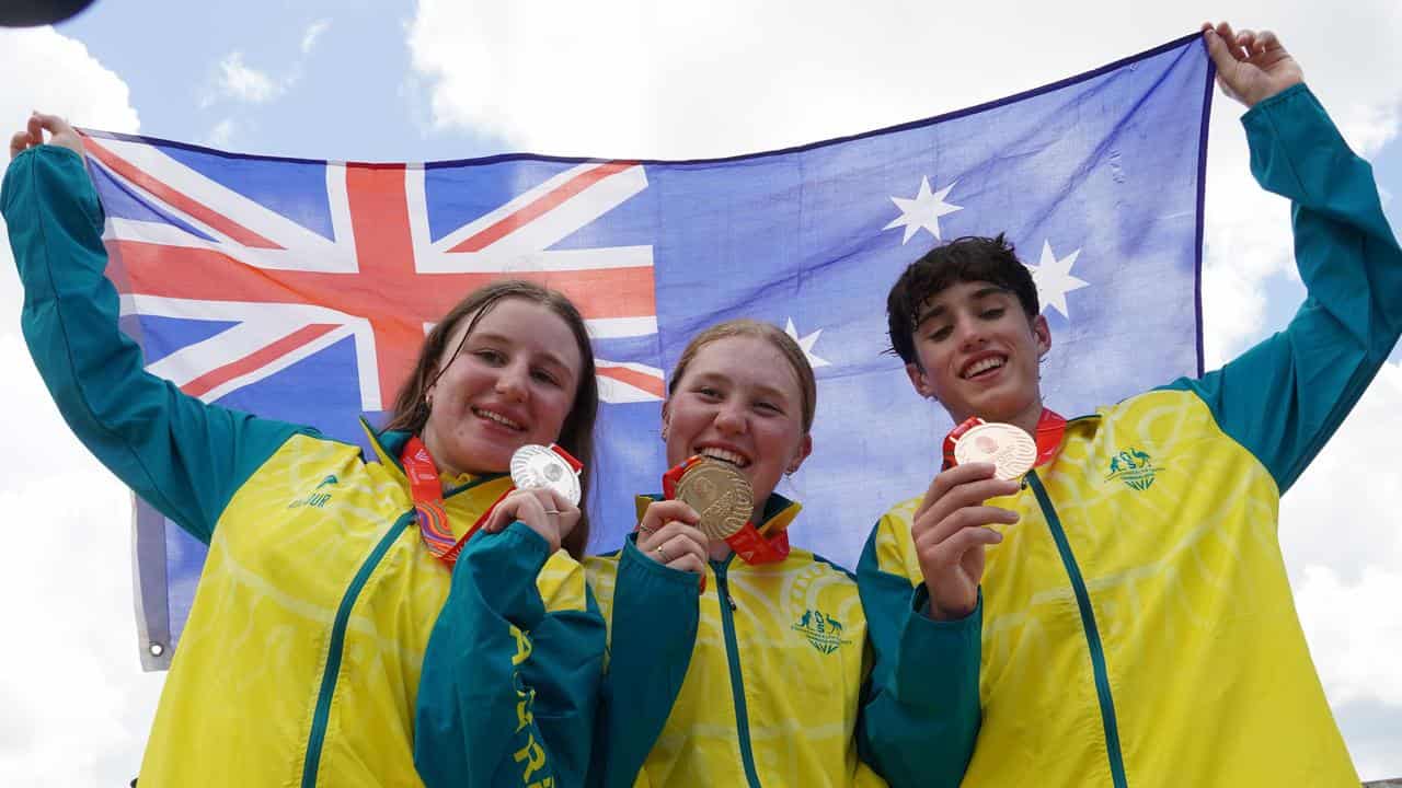 Cyclist Bates wins Commonwealth Youth Games gold