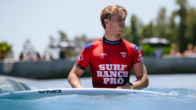 Ewing fractures back, WSL finals tilt in doubt