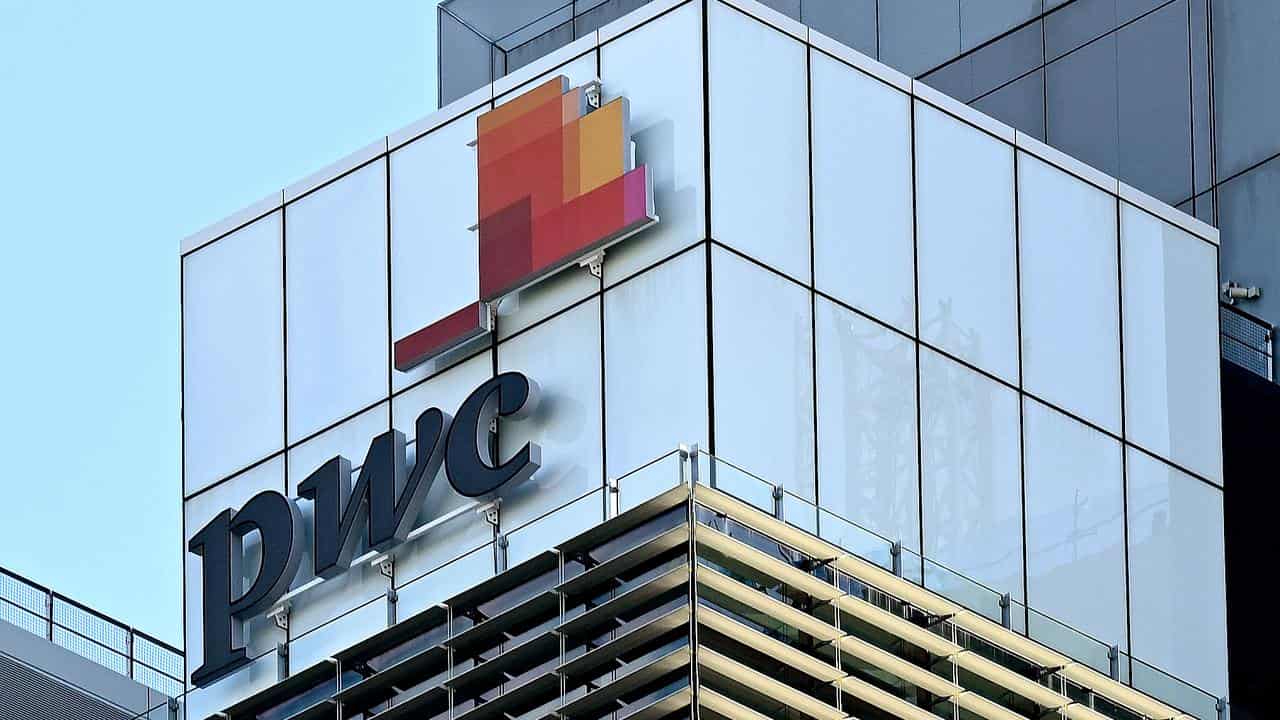 Judge rules in favour of PwC partner told to retire