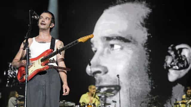 Pop band The 1975 fined over Asian festival behaviour