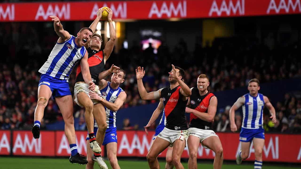 Bombers deny North great Cunnington fairytale farewell