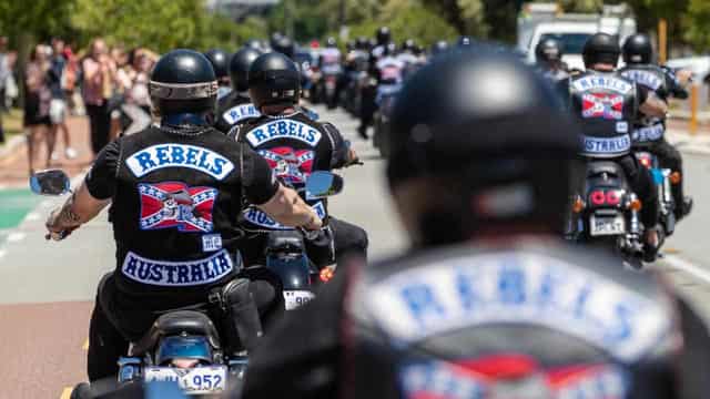 Bikies put on notice after police raids in border town