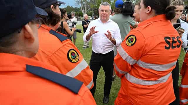 Mock quake to test for cracks in emergency response