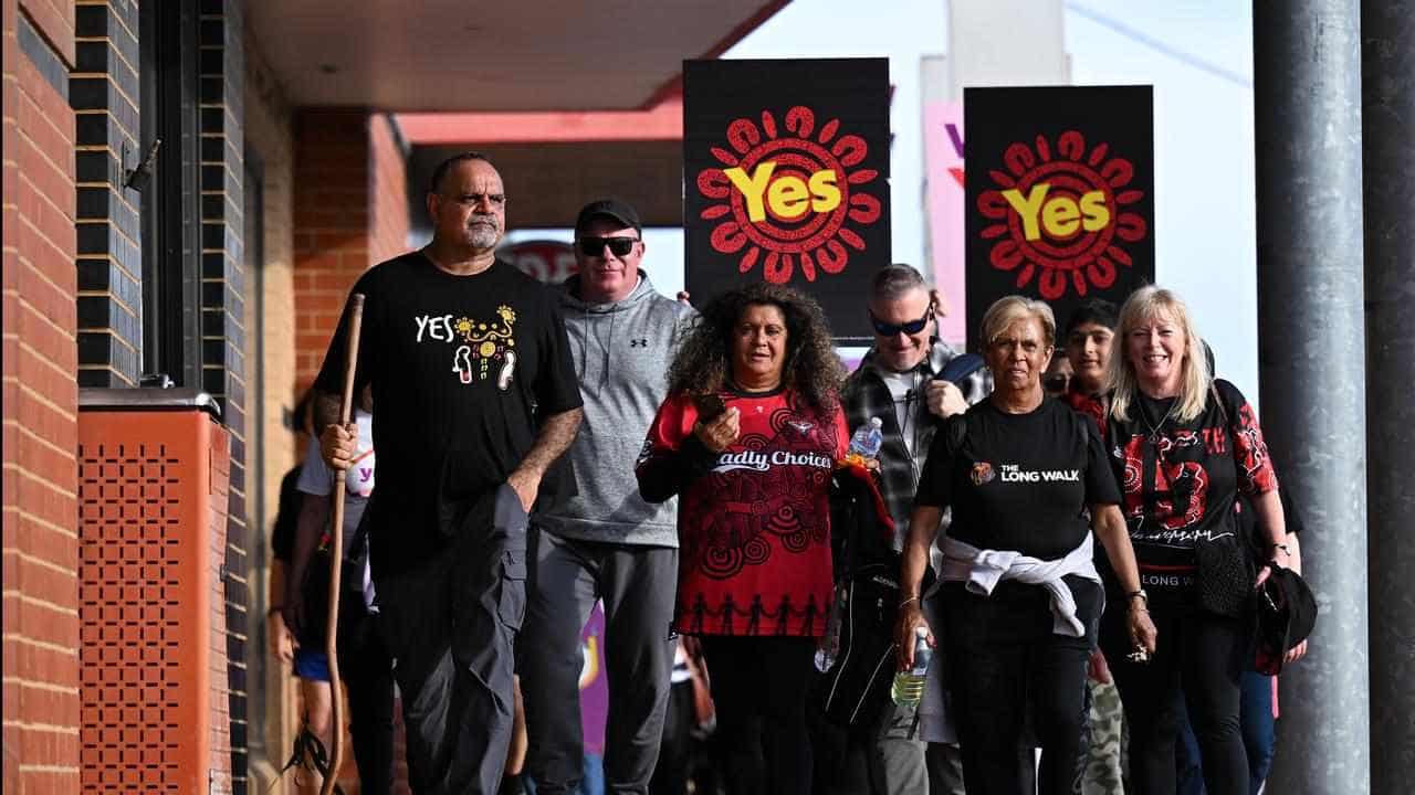 'Stop the hate': Long walk starts for Indigenous voice