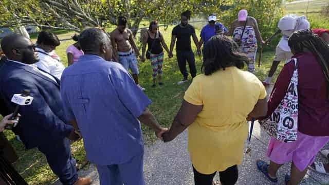 Three killed in racially motivated Florida shooting