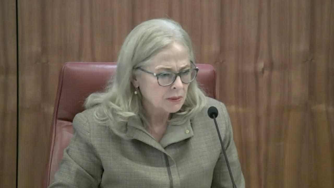 Qld govt defends youth crime laws after ex-judge's plea