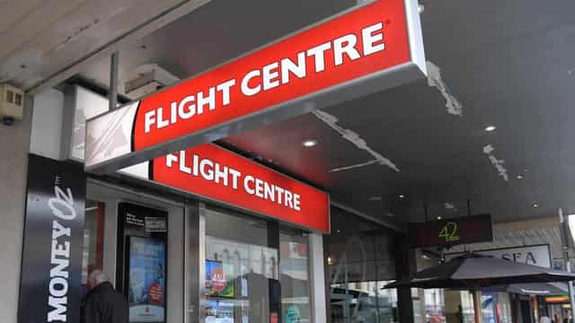 Flight Centre profit takes off as prices lose altitude