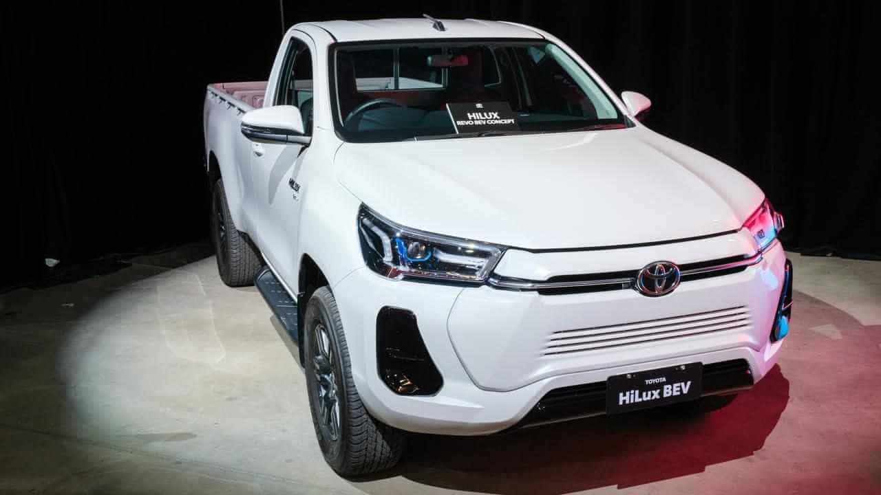 Toyota to test electric ute, delays first electric car