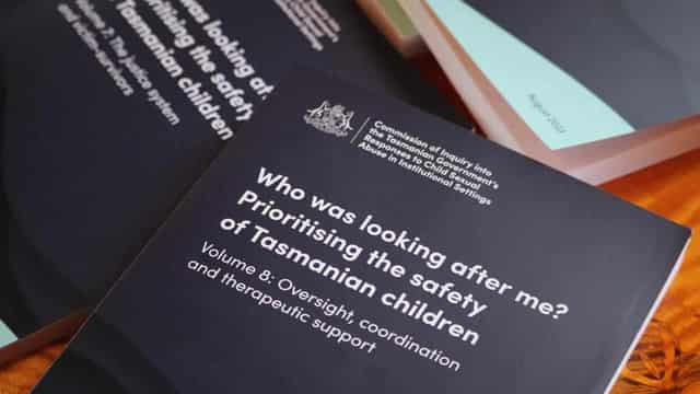 Child abuse inquiry hands over final report