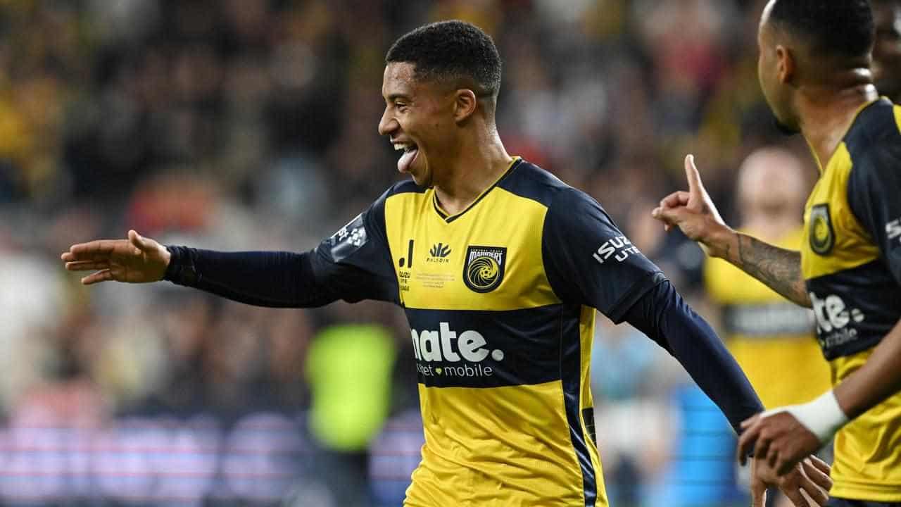 Uncapped Silvera, Burgess headline new-look Socceroos