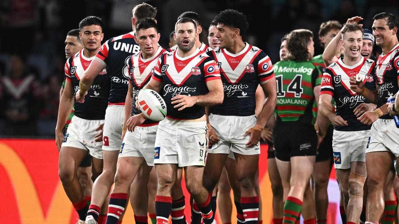 Late run steels Roosters for do-or-die Cronulla clash