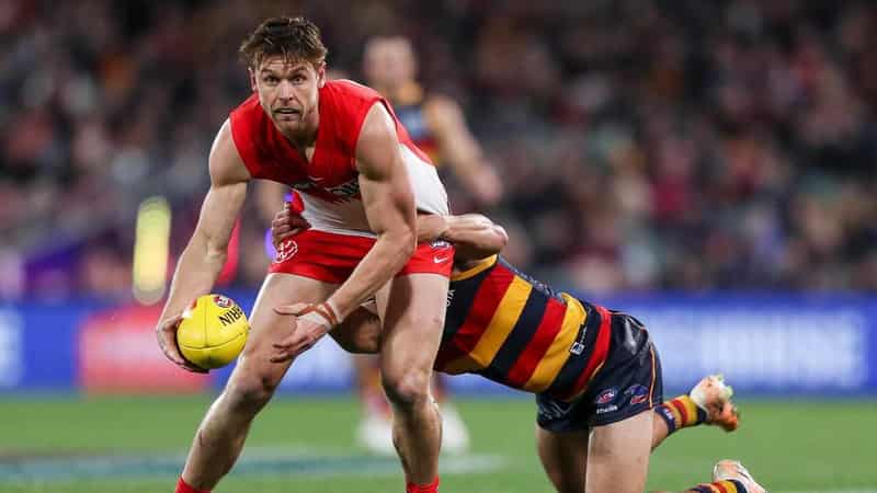 Swans' versatile backs set for tall Carlton task