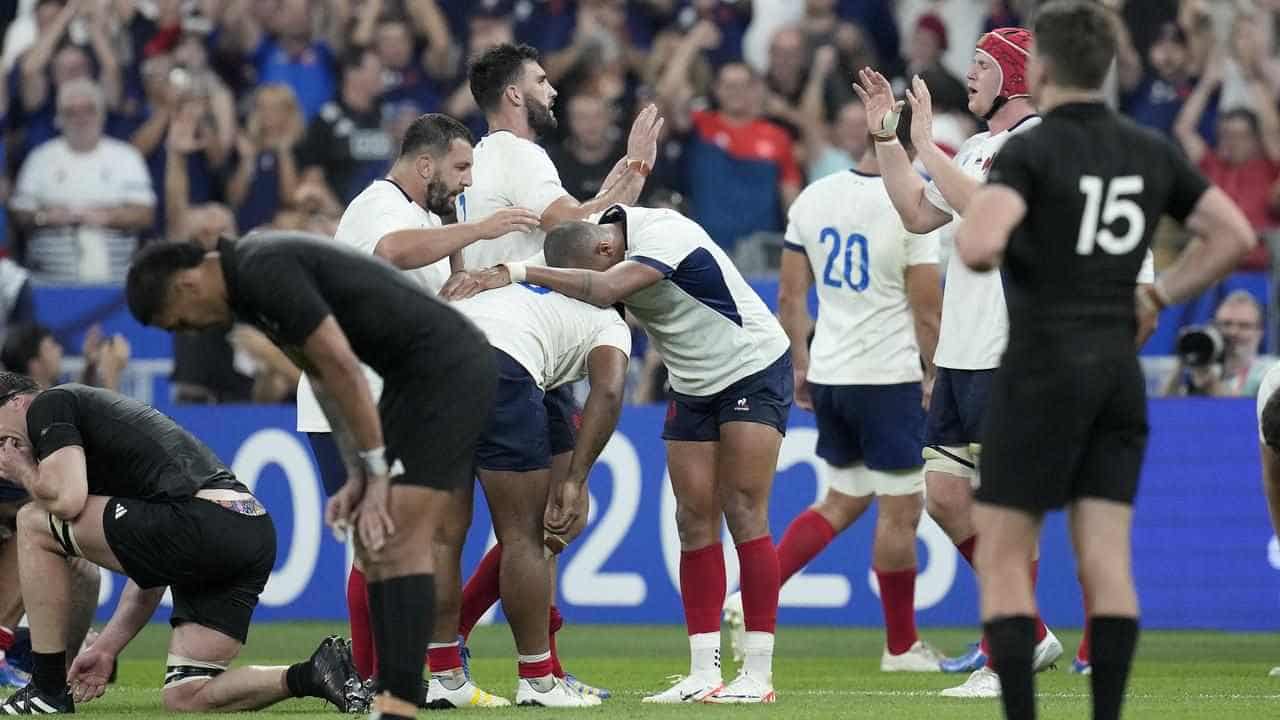 World Cup hosts France open with win over All Blacks