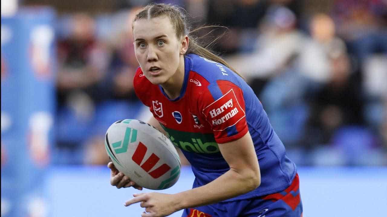 Knights top of NRLW ladder after huge Roosters upset