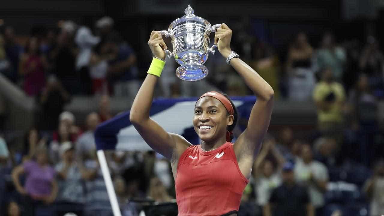 Coco Gauff rallies to beat Sabalenka and win US Open