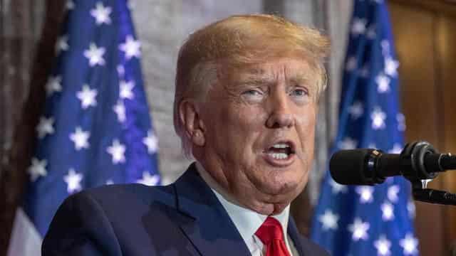 Trump seeks disqualification of judge in election case