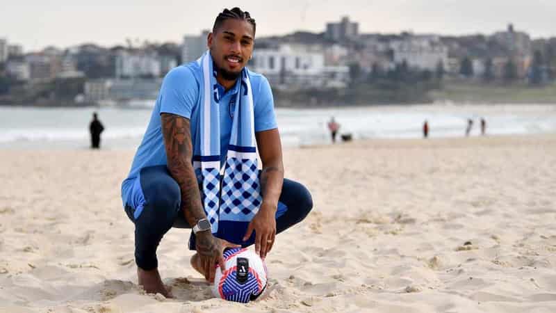 Life's a beach for new Sydney FC signing Fabio Gomes