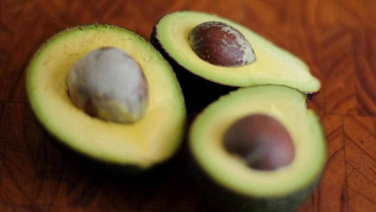 Imported avocados smashed as grocery chain goes local