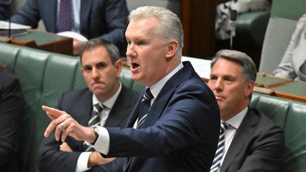 Labor reluctant to slice and dice workplace law changes