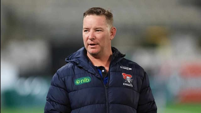 No chinks in Knights' armour after brutal clash